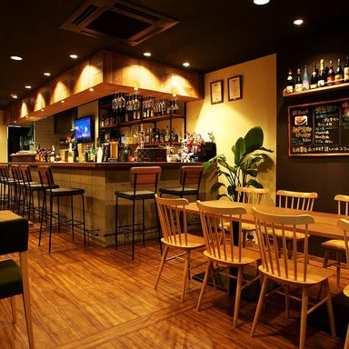 クラフトビールとパスタ Dining bar 暁 店内の画像