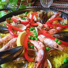 ミックスパエリア  Paella mixta