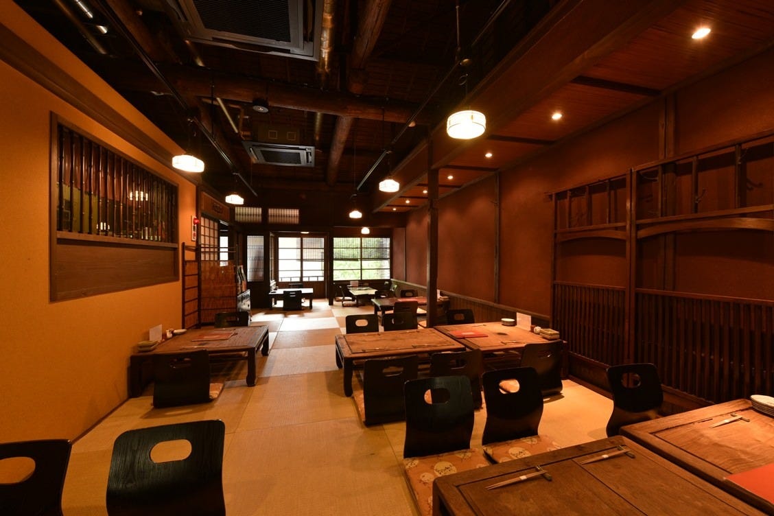 京の町屋風古民家で味わう広島地穴子
完全個室2名～最大40名様