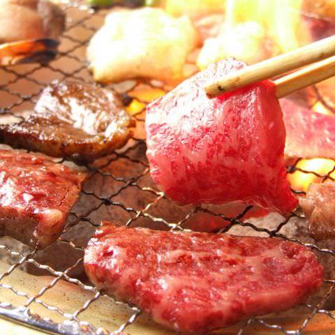 炭火焼肉 昭和大衆ホルモン 梅田東通店 東通り 堂山 焼肉 ぐるなび