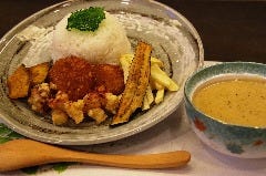 伊勢屋食堂