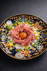 数量限定！和牛トロたくユッケ