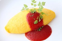 【世代を超えて愛される王道】元祖チキンオムライス 価格:1,133円(税込 1,246円) 【世代を超えて愛される王道】元祖チキンオムライス 価格:1,133円(税込 1,246円)