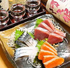 遖
