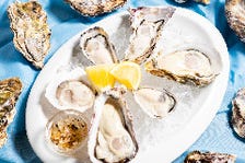 fresh plate  （raw oysters）