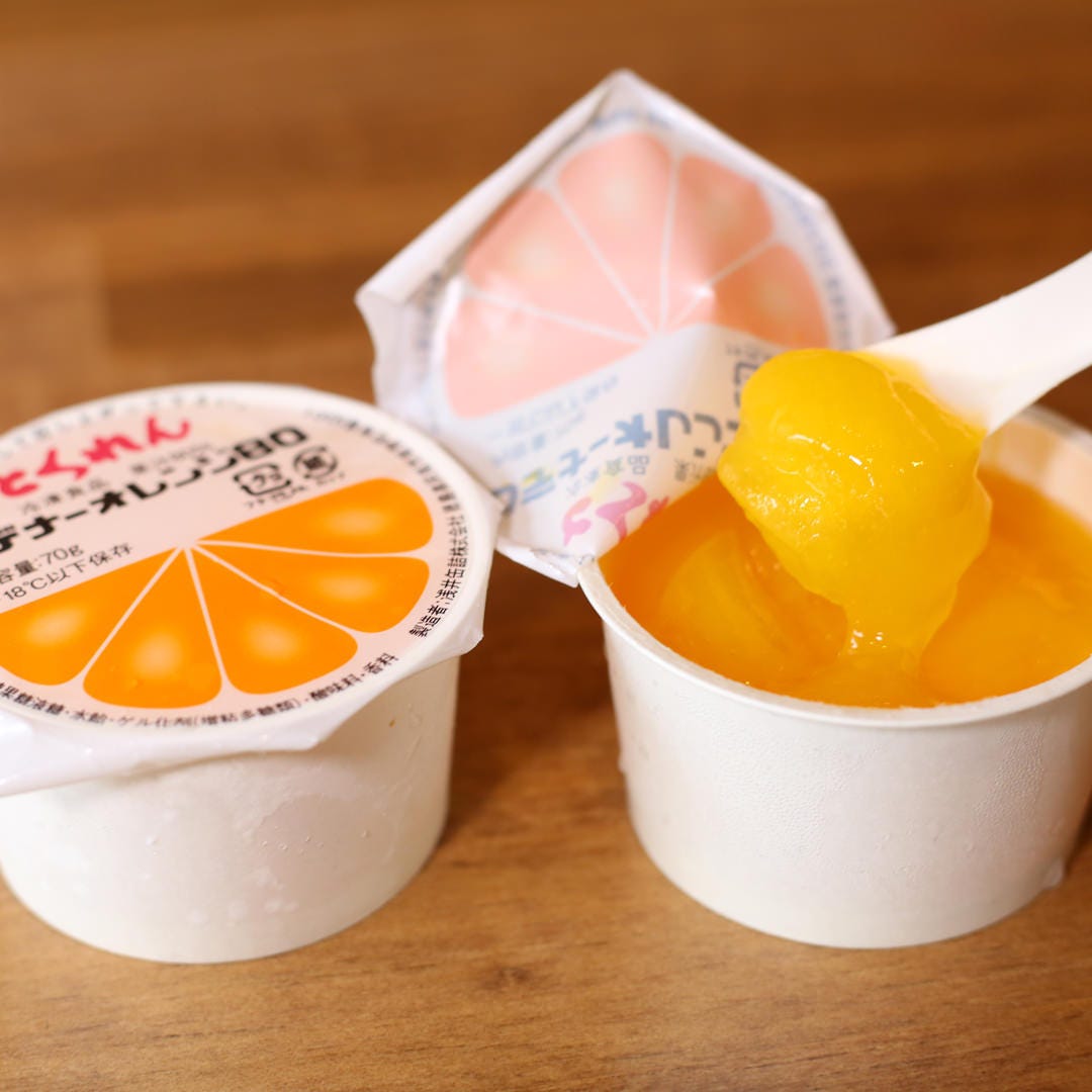神戸市民懐かしの給食デザート。食後に冷シャリであっさりと！