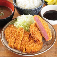 厚切りハムかつとんかつ定食