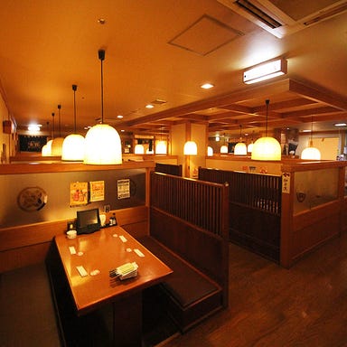 寿司と居酒屋魚民 新宿西口総本店  店内の画像