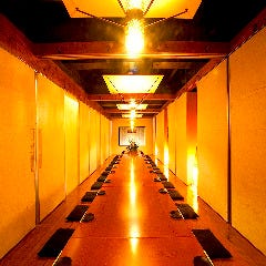 博多 表邸_歓迎会・送別会のサプライズや記念日のお祝いに最適！
記念日プレート用意可＆ケーキなどの持ち込み可