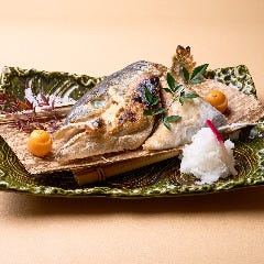 博多 表邸_間八かま塩焼き　旬大根の鬼卸し