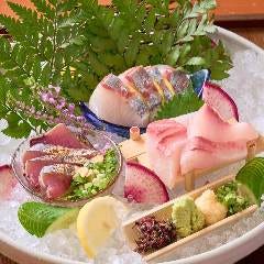 博多 表邸_【九州味めぐりコース】〜九州七県の名物料理を満喫〜〜飲み放題120分〜［料理のみ:5,200円］