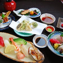 ■てまりコース■ご宴会におすすめ♪四季折々の日本料理とお寿司を堪能出来ます／全８品／5,000円（税抜)