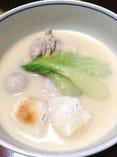 季節の椀「酉スープ椀」白味噌仕立て Chicken white miso soup