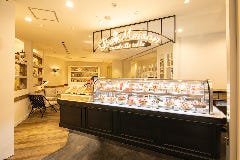 ラ・メゾンアンソレイユターブル ランドマークプラザ店 