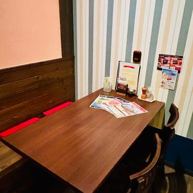 ステーキレストラン吉田_テーブル席