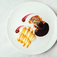 個室ビストロ FULLMOoN 新橋虎ノ門店_とろける旨みの厳選肉料理