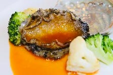 ランチ【アワビ&和牛フルコース】コース 三重県で大人気の柔らかいアワビのステーキをランチでご用意