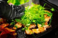 とん豚テジ 新橋虎ノ門店