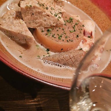 樽生クラフトビールとワイン aiai(アイアイ)_【新名物】鶏白湯おでん盛合せ