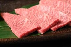 やき肉バル おっとりや