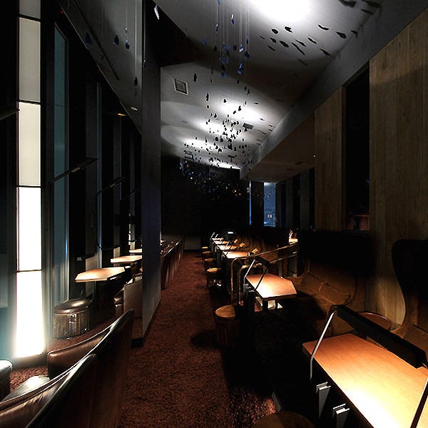 Blue Bird Umedahankyubiruofuisutawaten Photo Umeda Osaka Station Dining Bar Gurunavi Restaurant Guide