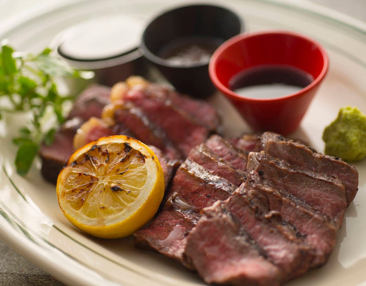 ２種のステーキを愉しめる贅沢ランチ 特選牛ハラミ 阿波黒牛ランプ 全5品の詳細 Steak The First 北新地 北新地 ステーキ ぐるなび