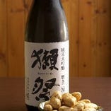 日本酒が6杯飲み比べできる「きき酒セット」がおすすめです。