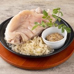 【英国】 ライオンのセンターピース / パンチボウル　直径21cm ビヤホール銀座ライオン 池袋西口店 メニュー：【こだわり料理