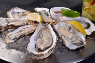 Oyster Bar Charcoal Grill Lemon メニュー 料理 ぐるなび