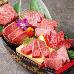 山形牛七種の船盛り