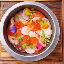 湯布院サーモンと真鯛の華ちらし寿司