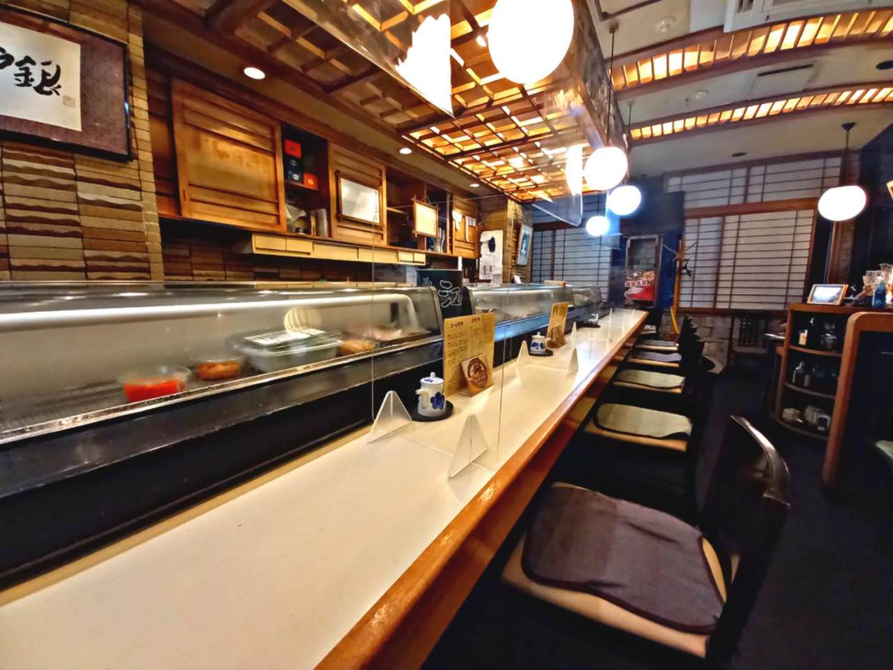 江戸前寿司割烹 神田江戸銀 本店（神保町/居酒屋） - 楽天ぐるなび