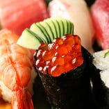 5）【寿司】旬のにぎり　7貫・巻き寿司