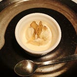 8）【デザート】バニラアイスクリーム
