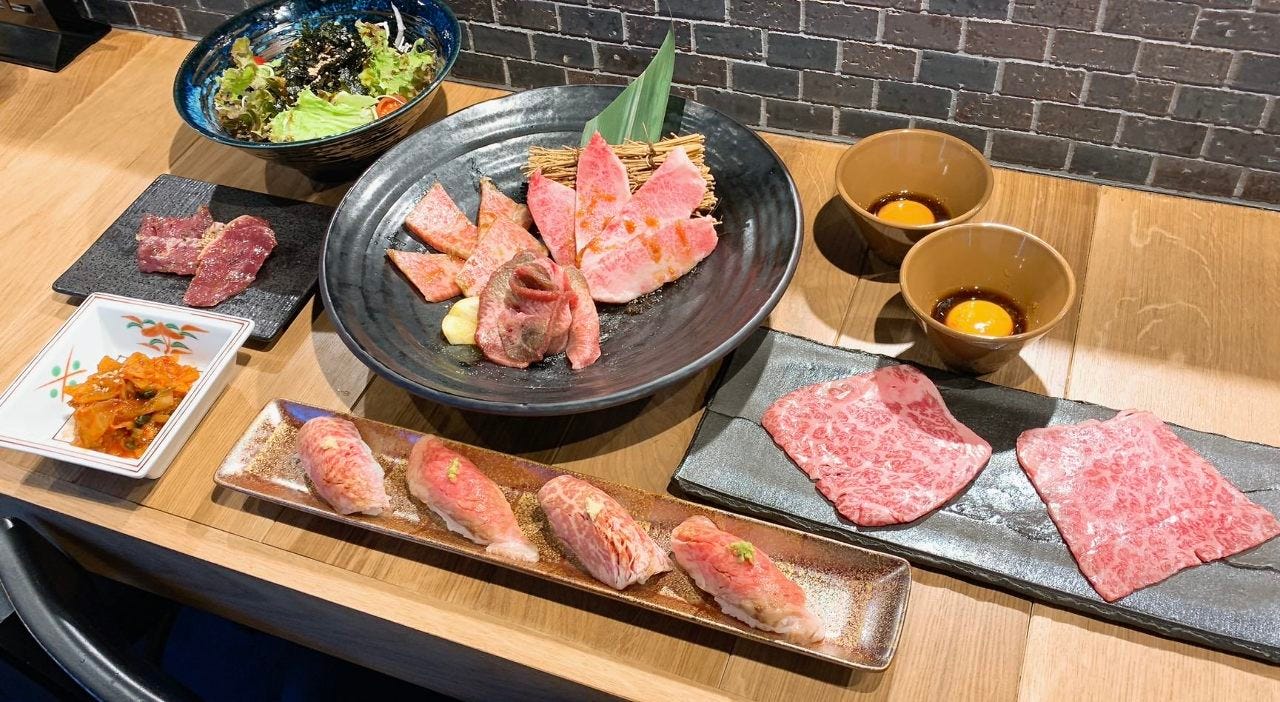 炭火焼肉 牛が如く