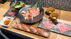 炭火焼肉 牛が如く