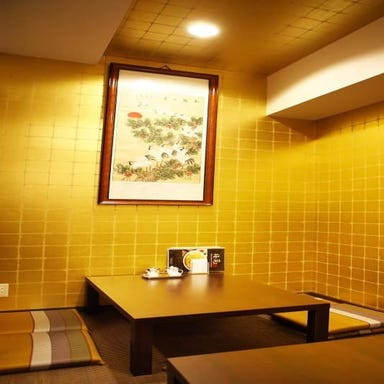 横浜中華街 梅蘭 金閣 上海料理 店内の画像