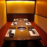 【半個室】テーブル席(～6名様×3部屋)