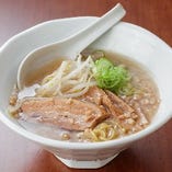 濃厚醤油ラーメン