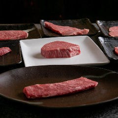 定番から希少部位まで盛りだくさん！焼肉は『奈々味』で。