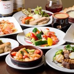 各種宴会に最適な飲み放題付コースは5,000円（税抜）