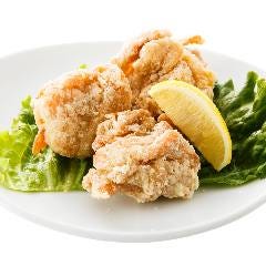 試行錯誤の末に完成した「こだわり秘伝塩」の唐揚を是非！