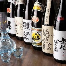 全国から仕入れる美酒銘酒を飲み比べ