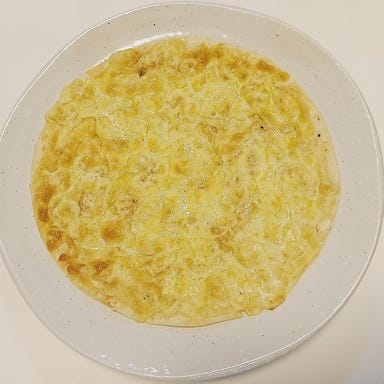 鮮魚と大衆料理 全席個室居酒屋 酔助 水道橋店_ガンダーラ 古代岩塩のピザ