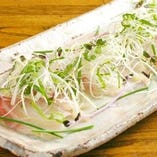 毎日直送される新鮮な旬の 魚を使用したカルパッチョ【東京都】
