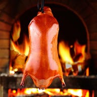 北京火考鴨店(ペキンカォヤーテン)北京ダック専門店銀座1丁目_【専用窯で焼く北京ダック】