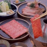 神戸牛・本黒毛和牛のしゃぶしゃぶ。創業以来秘伝のタレでお召し上がり下さい
