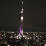 目の前に広がる圧巻の夜景と東京スカイツリーR