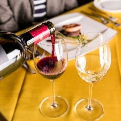 イタリアをはじめ世界各国のワインをお愉しみください