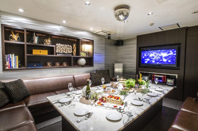 Bagus Qualia バグースクオリア 銀座 銀座 宴会 カラオケ エンターテイメント ぐるなび Bagus Qualia バグースクオリア 銀座 銀座 宴会 カラオケ エンターテイメント ぐるなび